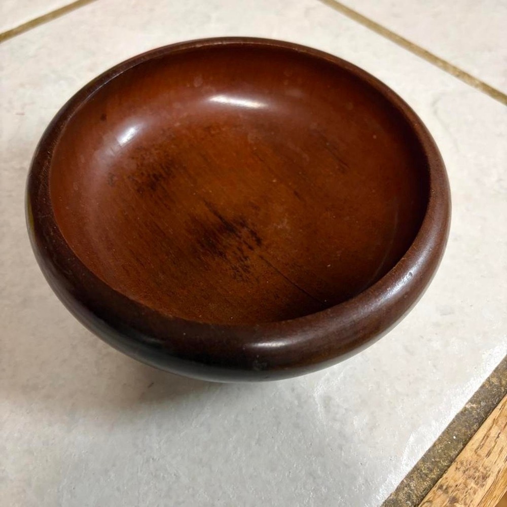 Mahogany bowl made in Haiti 6"